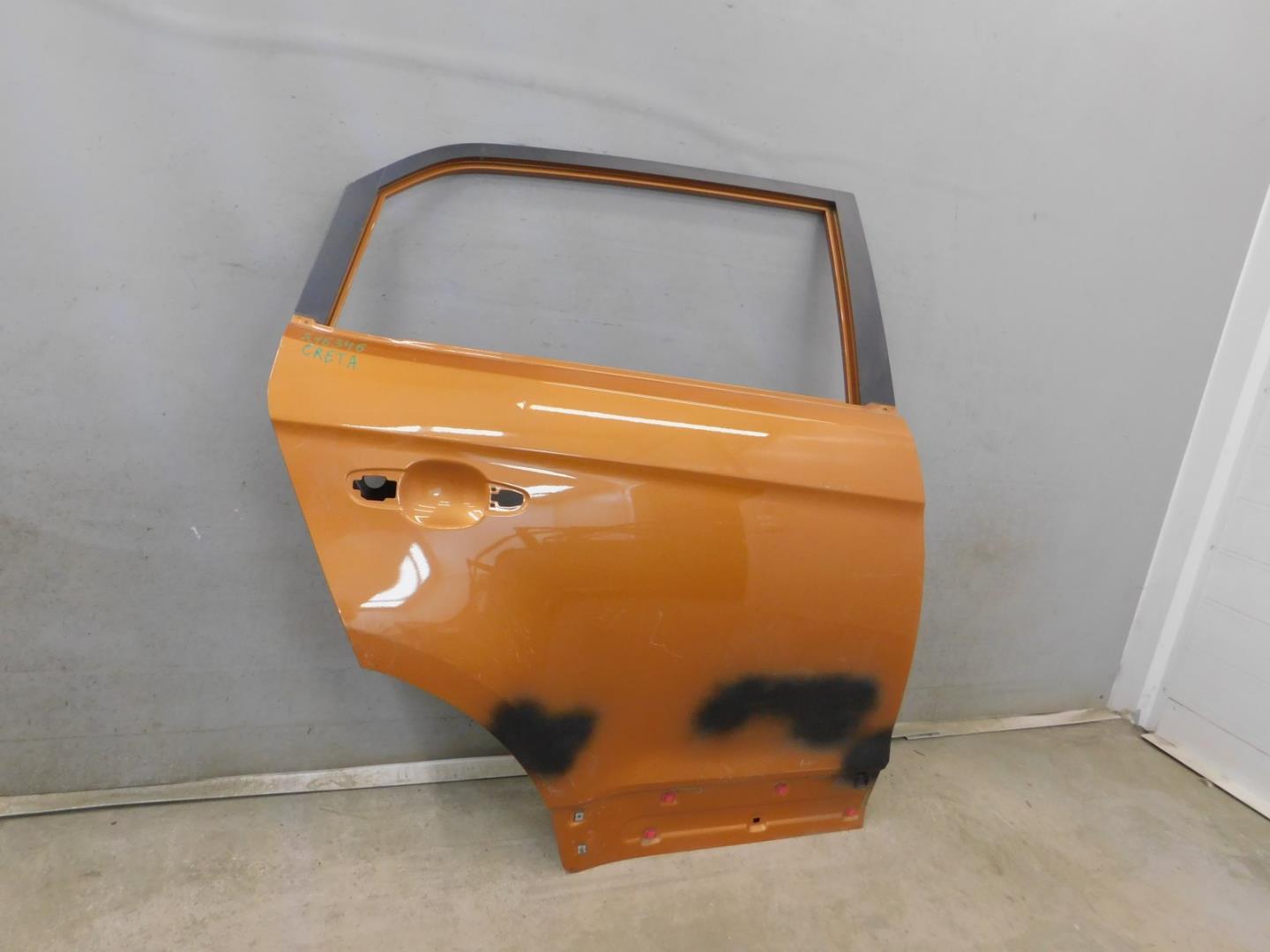 Дверь задняя правая