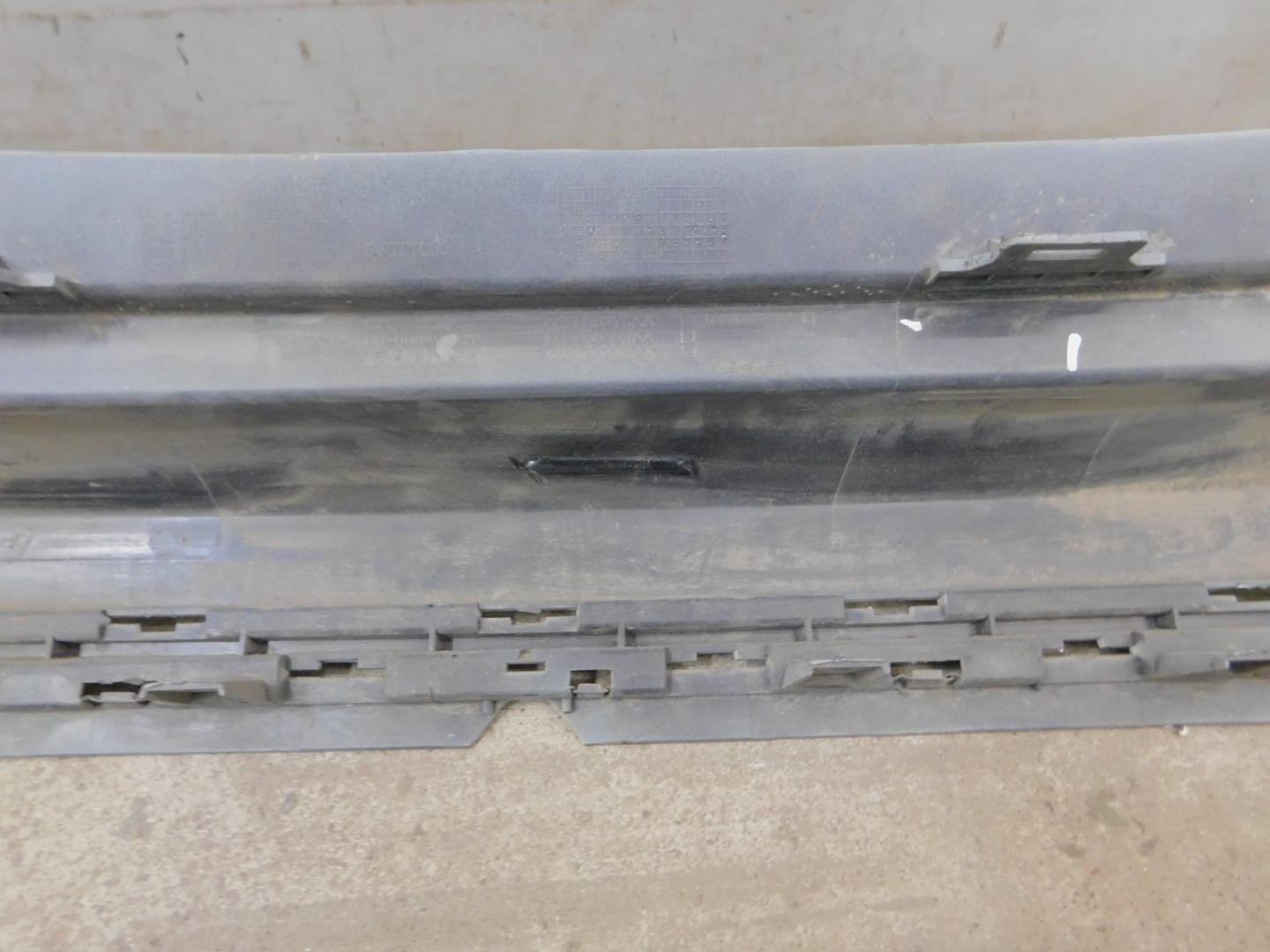 Бампер задний