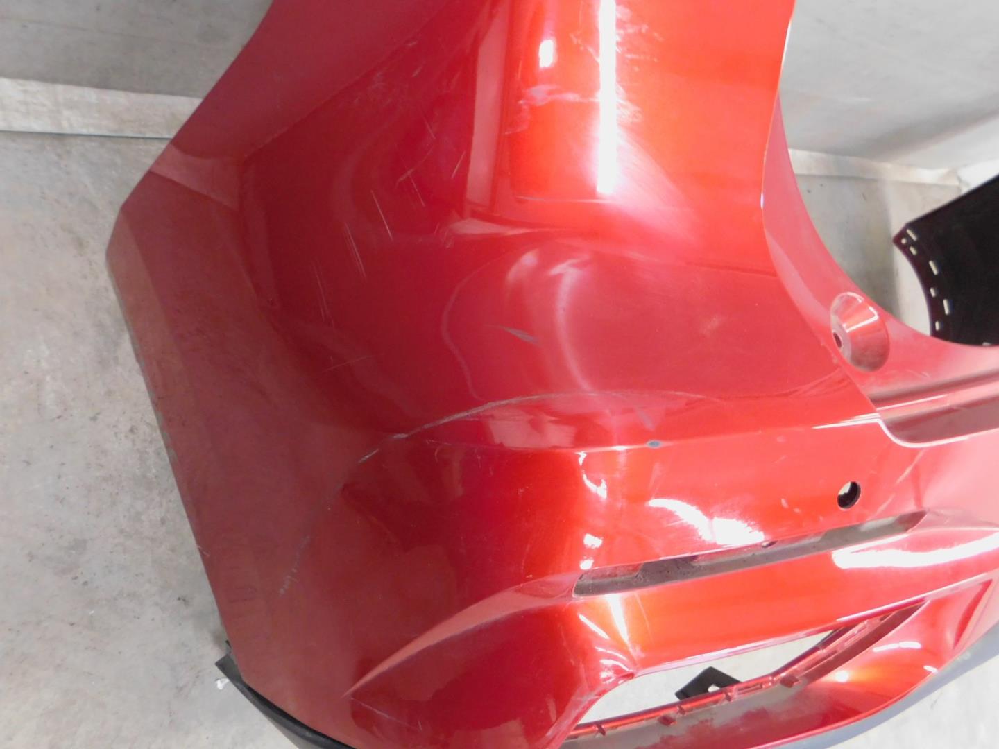 Бампер задний