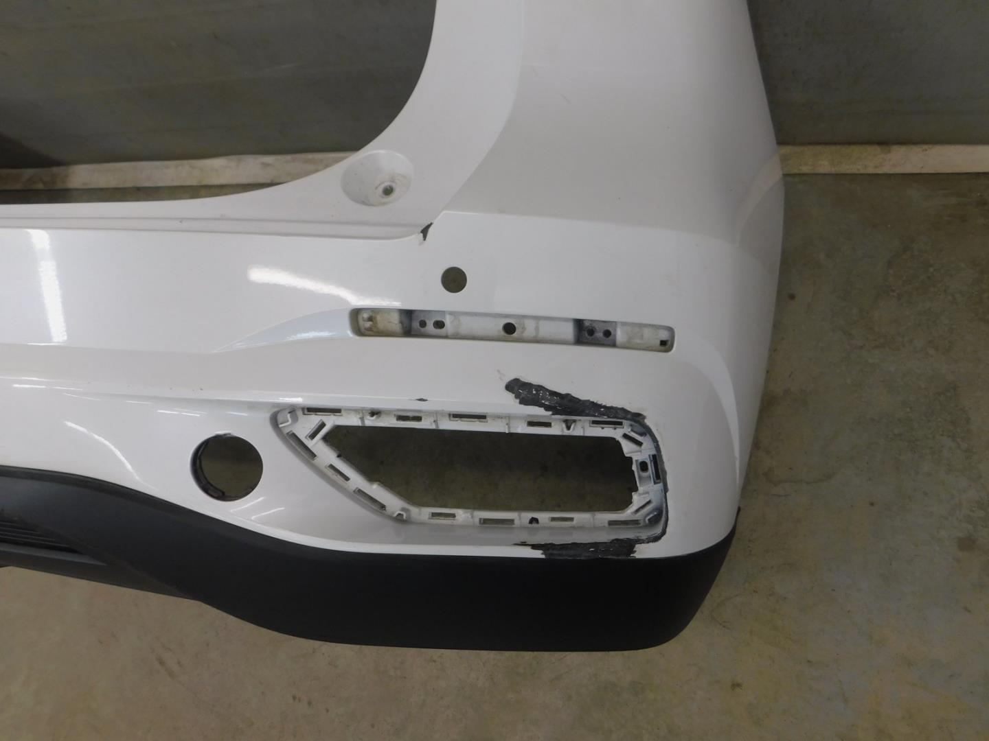 Бампер задний