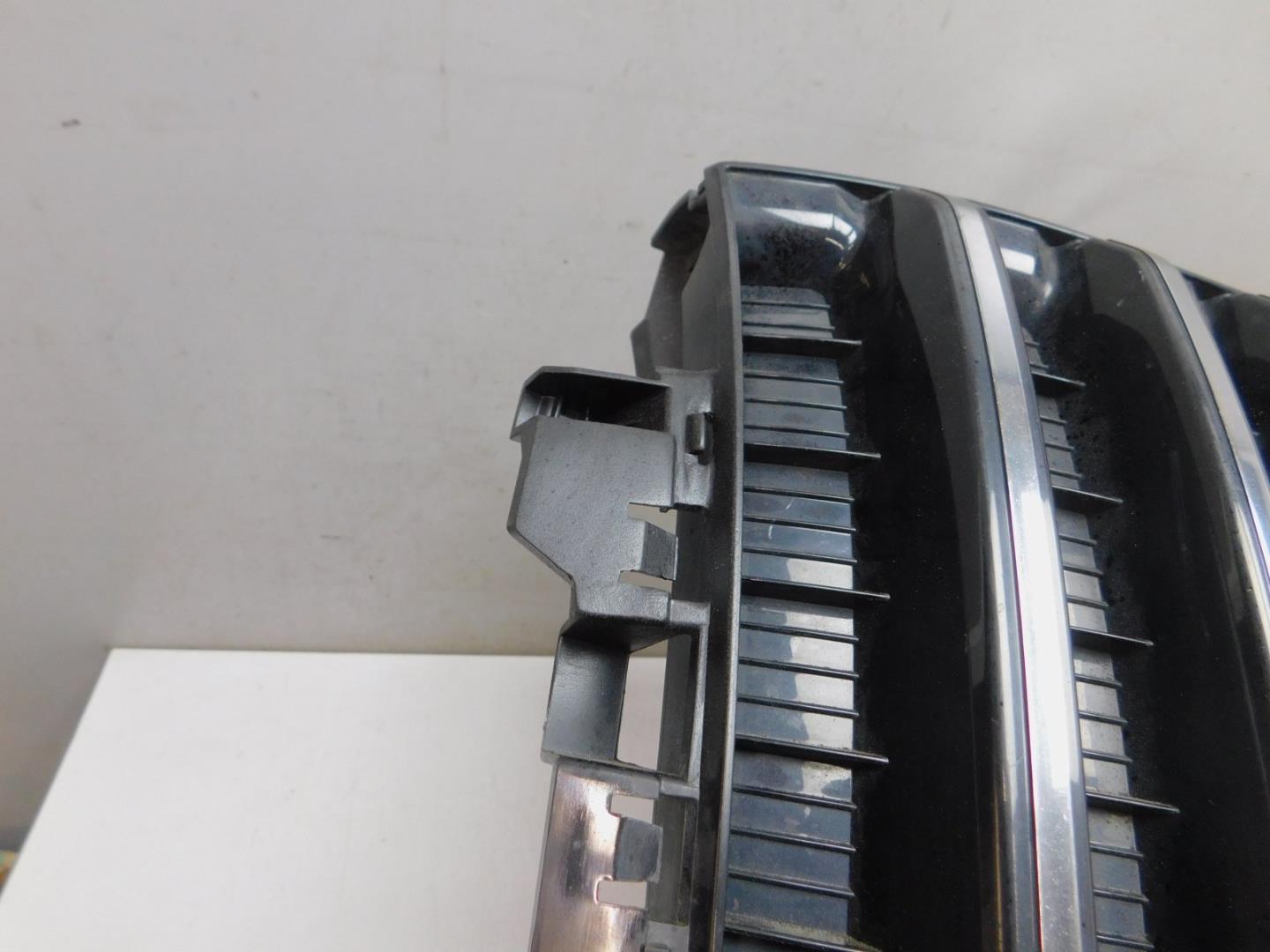 Решетка радиатора