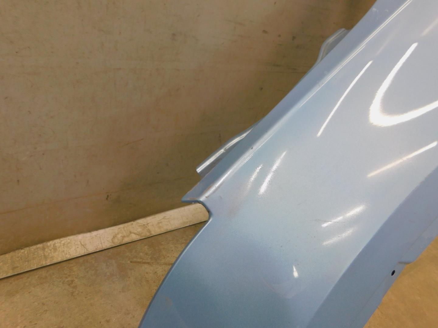 Крыло переднее левое