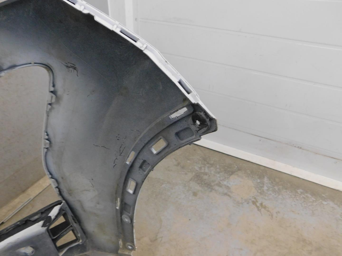 Бампер передний