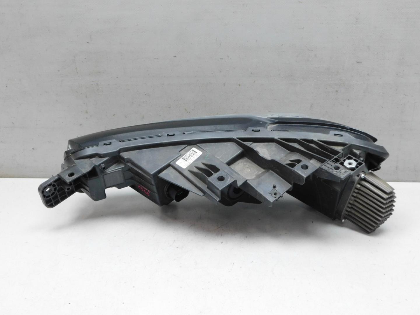 Габарит передний правый