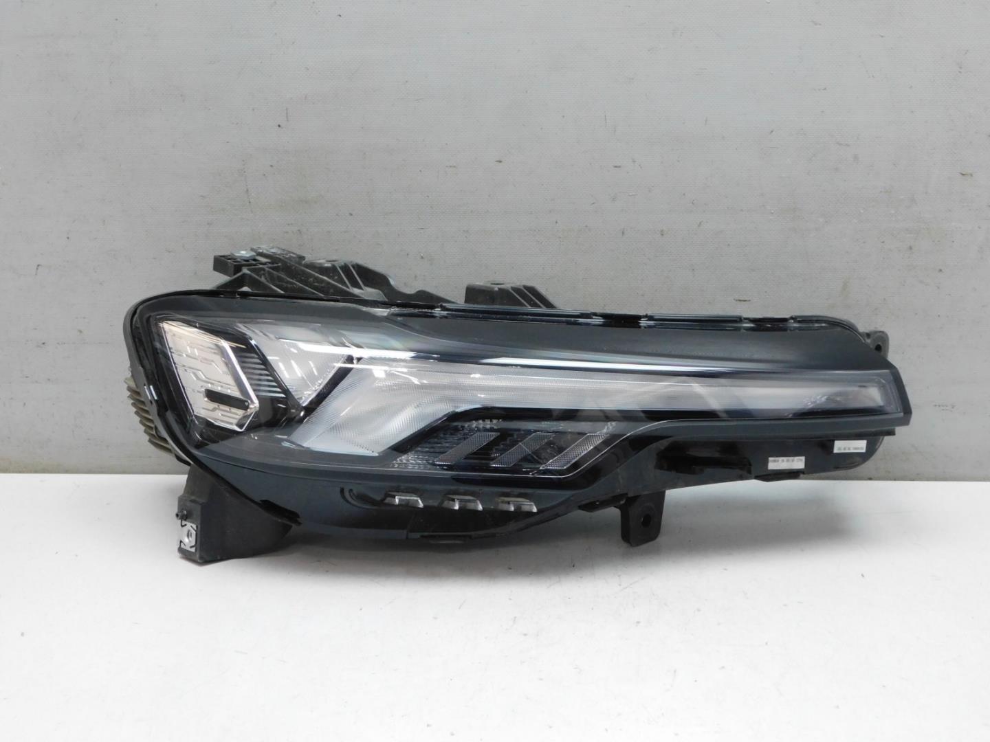 Габарит передний правый