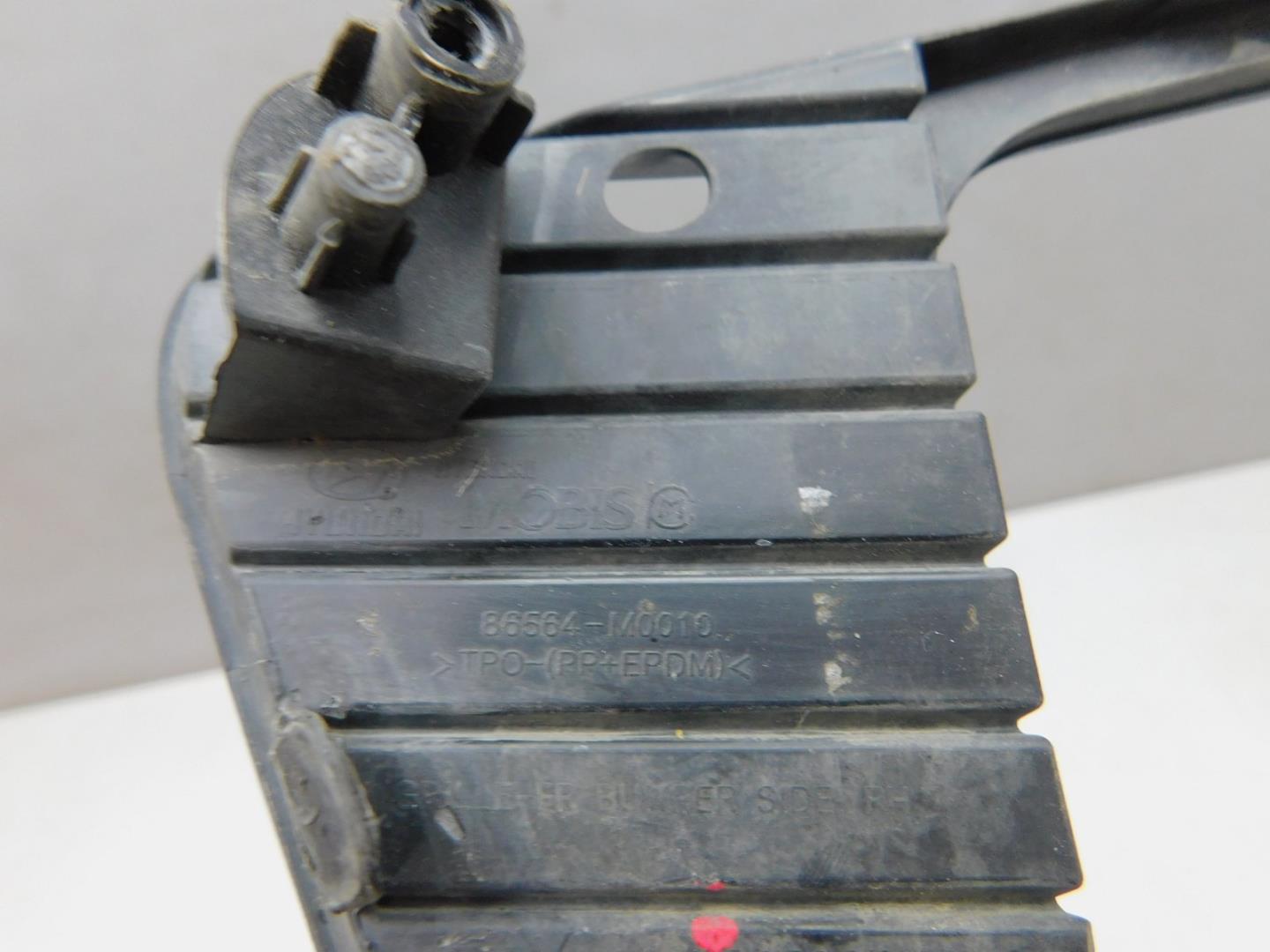 Решетка в бампер правая