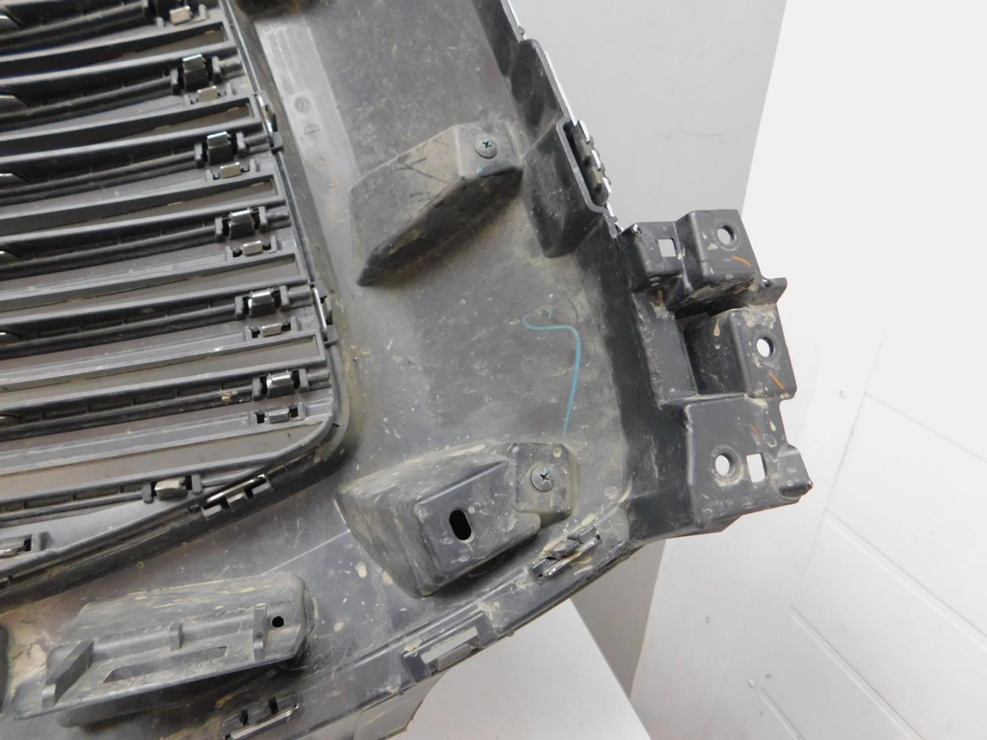 Решетка радиатора