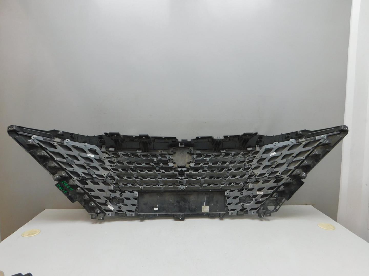 Решетка радиатора