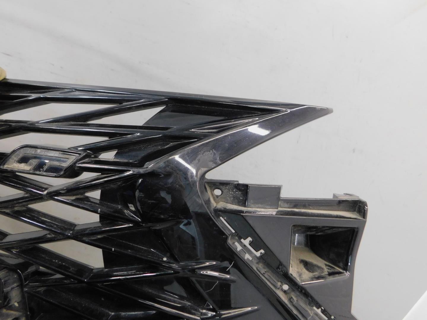 Решетка радиатора