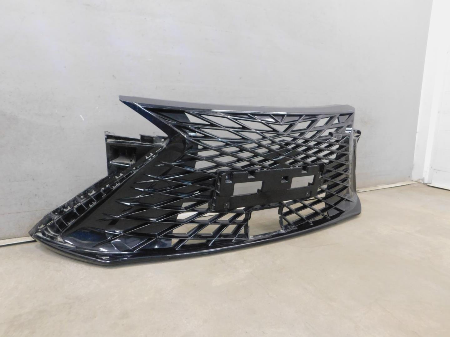 Решетка радиатора