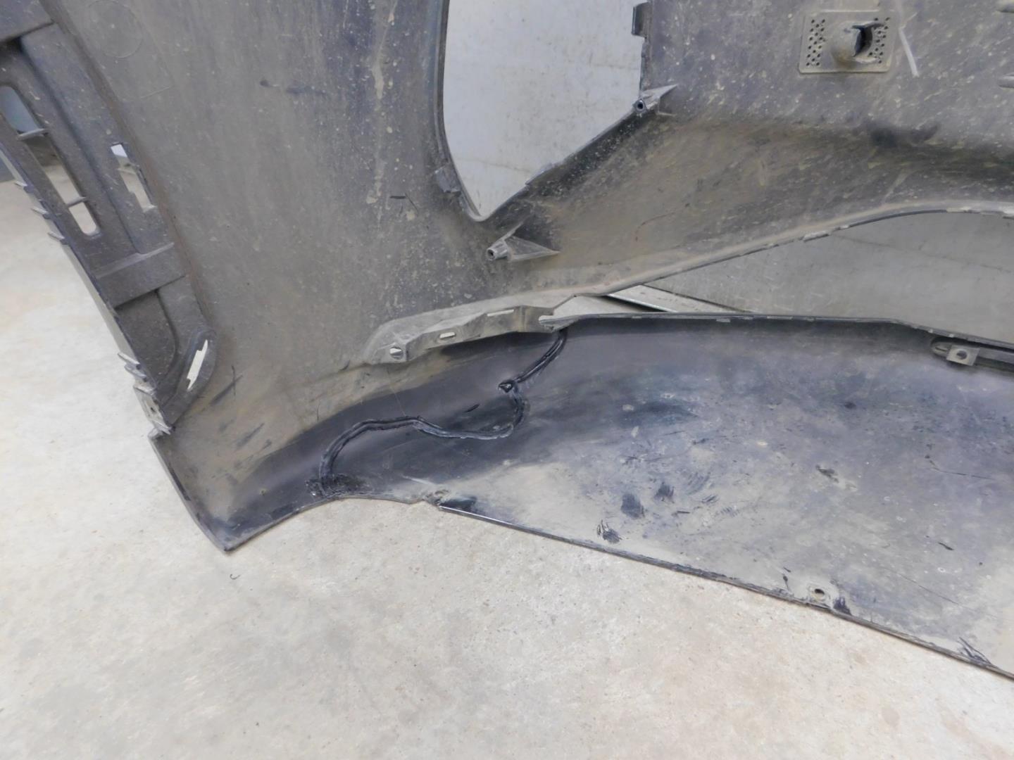 Бампер передний