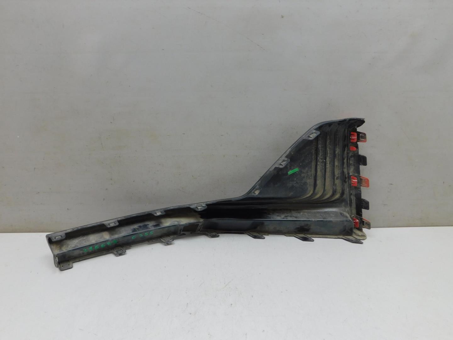 Накладка переднего бампера