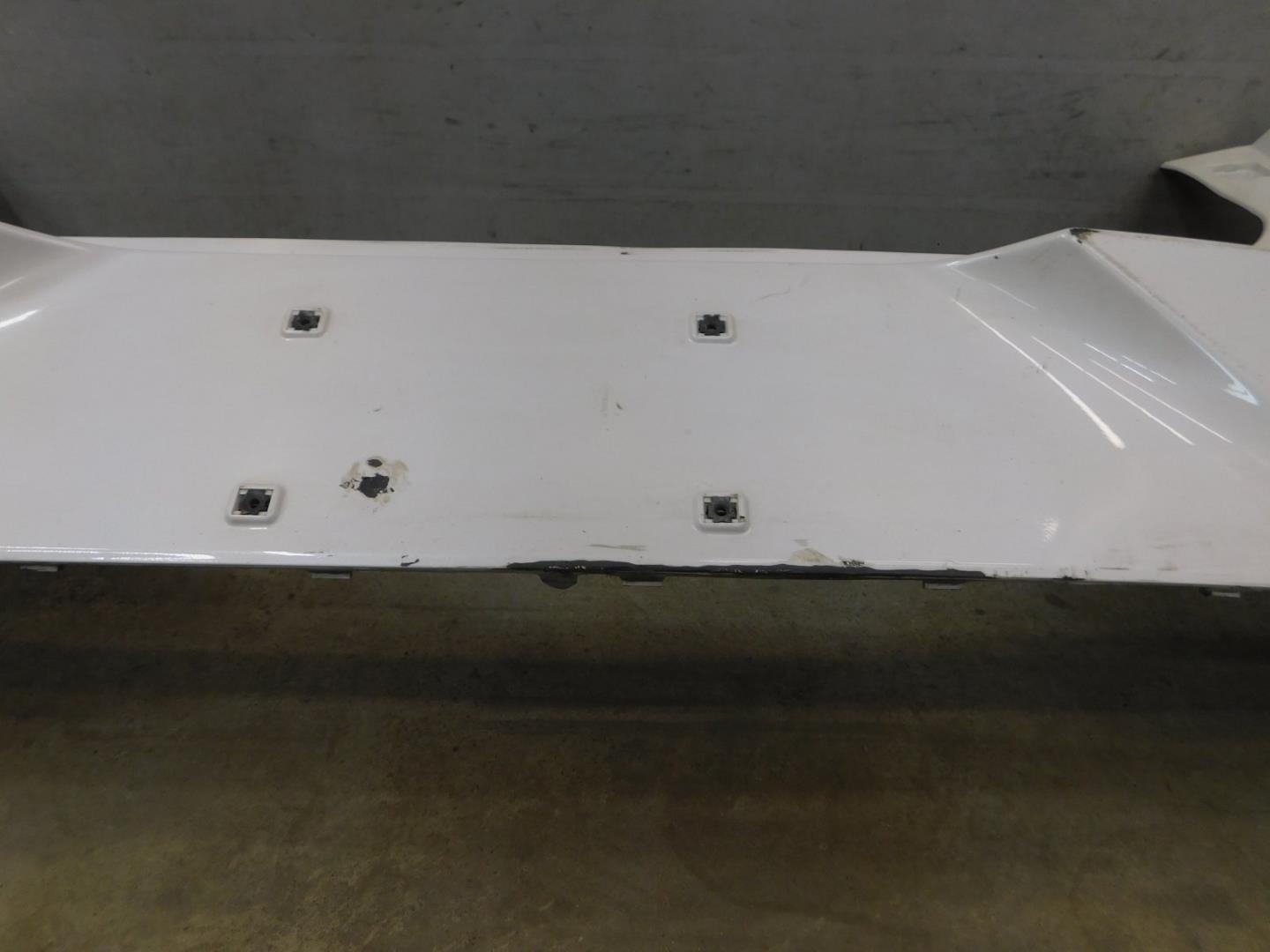 Бампер задний