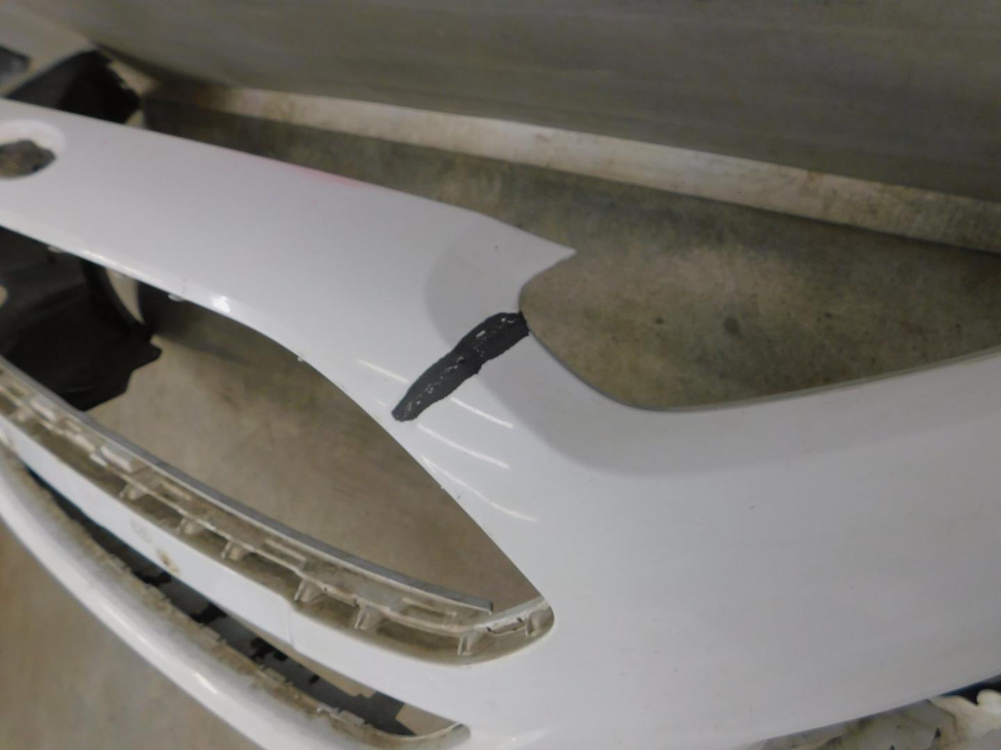 Бампер передний