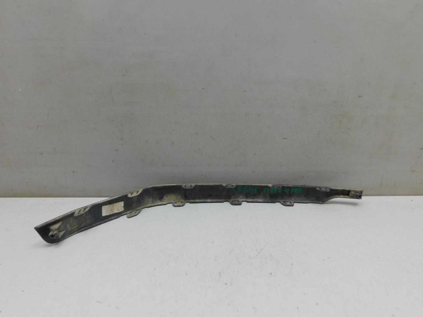 Накладка заднего бампера правая