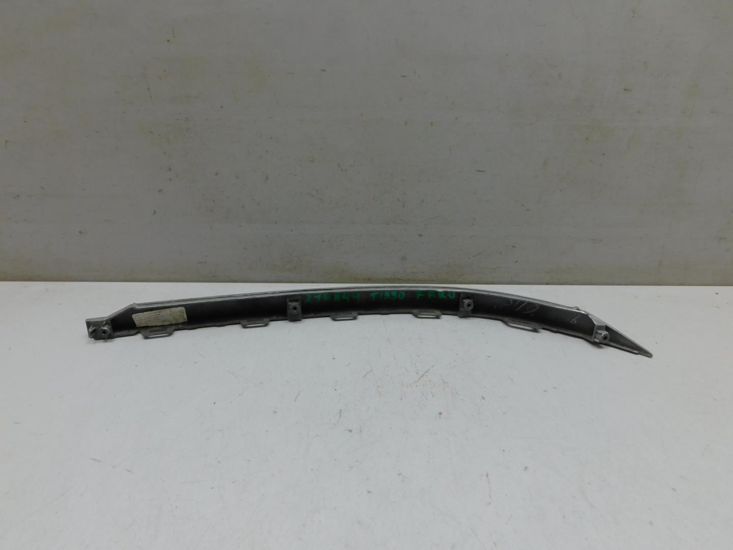 Накладка заднего бампера левая