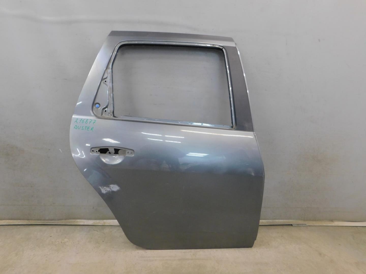 Дверь задняя правая