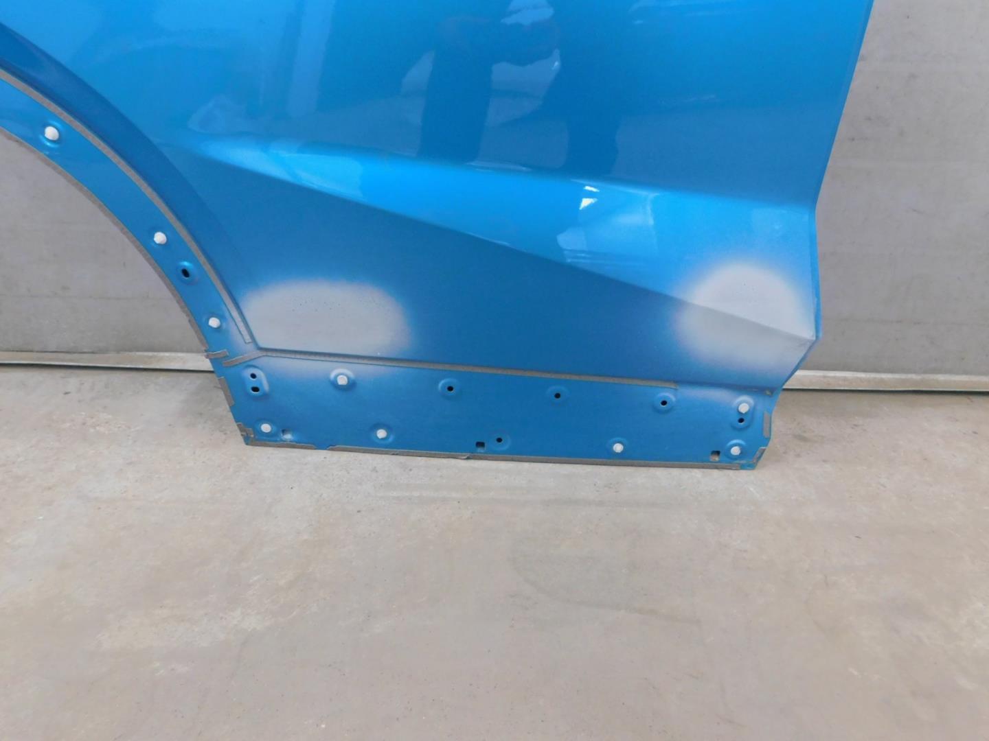 Дверь задняя правая