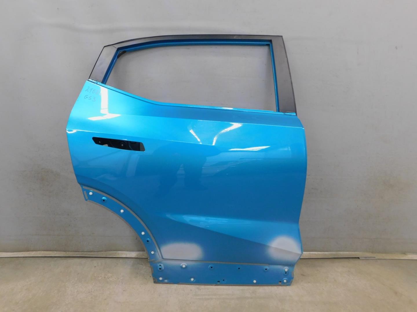 Дверь задняя правая