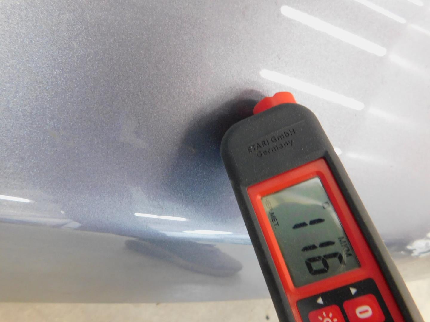 Дверь багажника