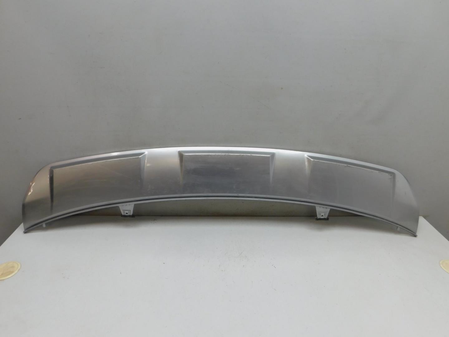 Накладка переднего бампера