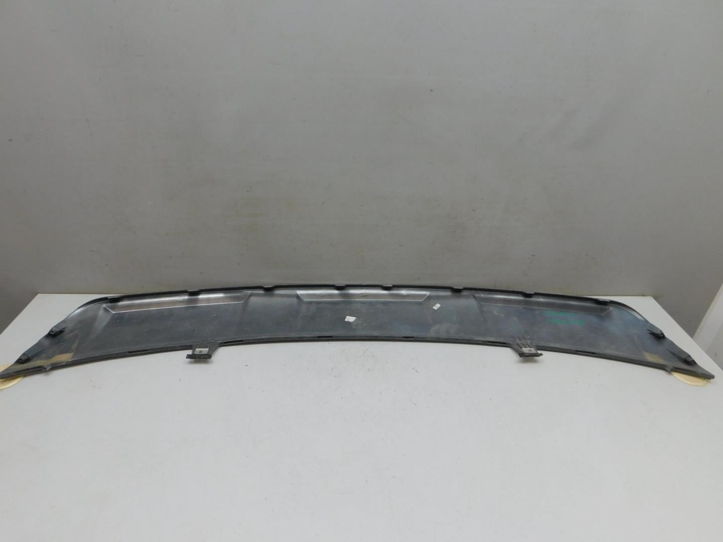 Накладка переднего бампера