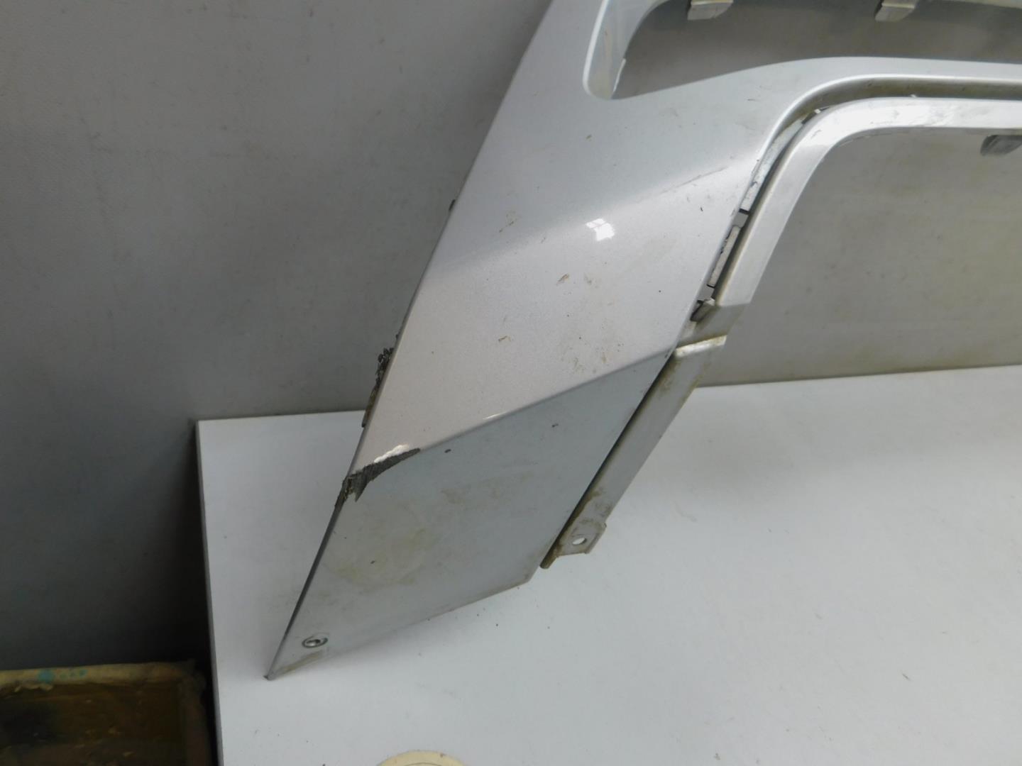 Накладка переднего бампера