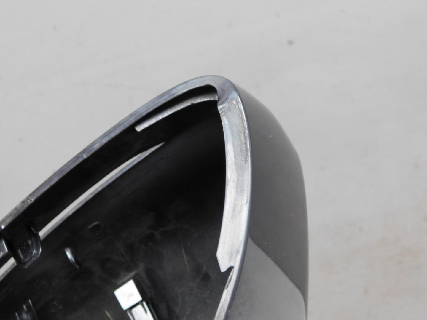 Накладка зеркала правого