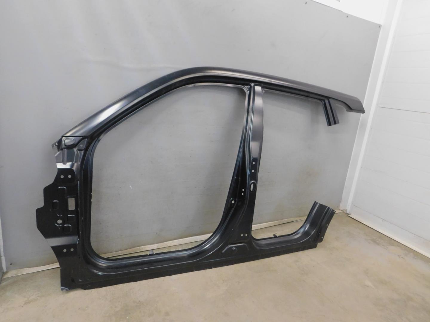 Кузовной элемент