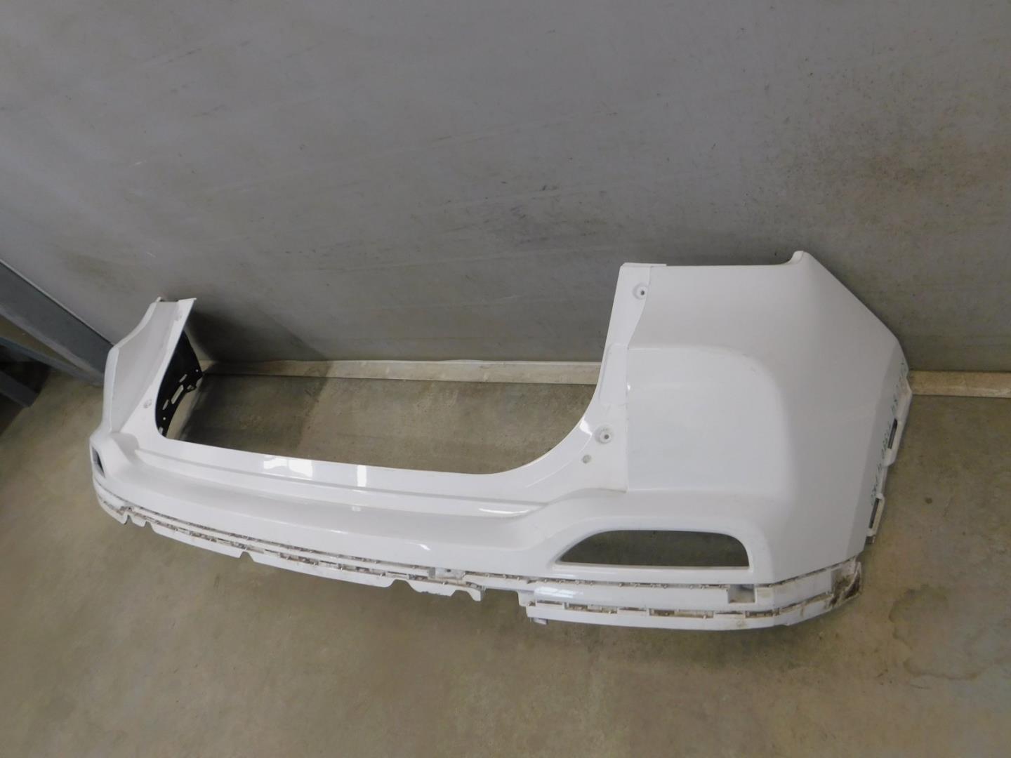 Бампер задний