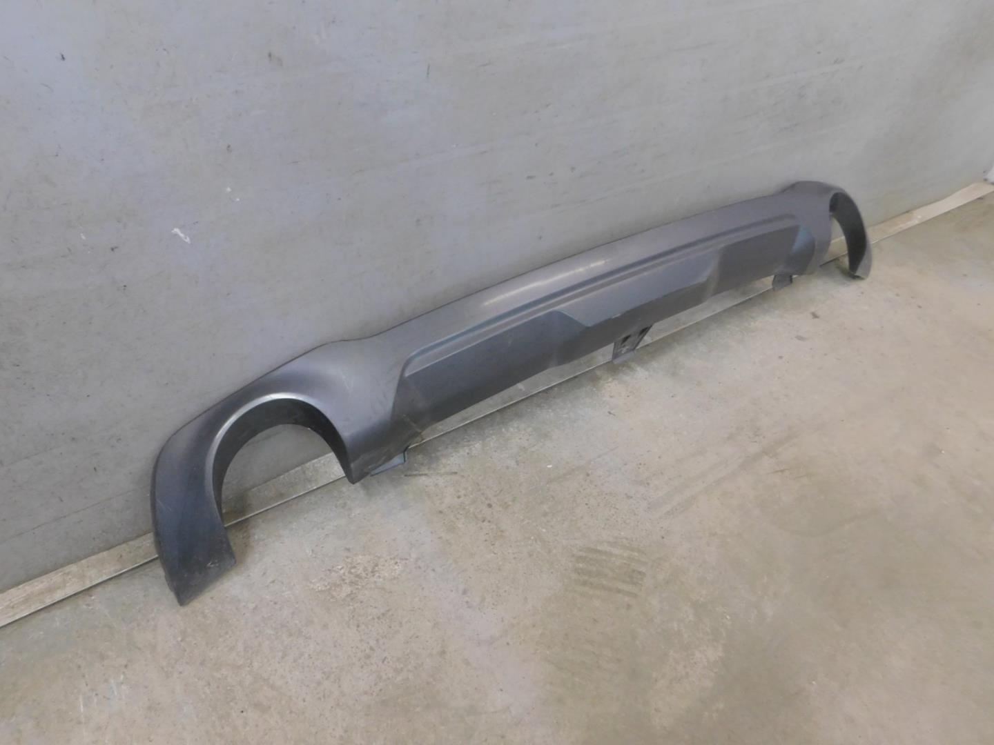 Накладка заднего бампера