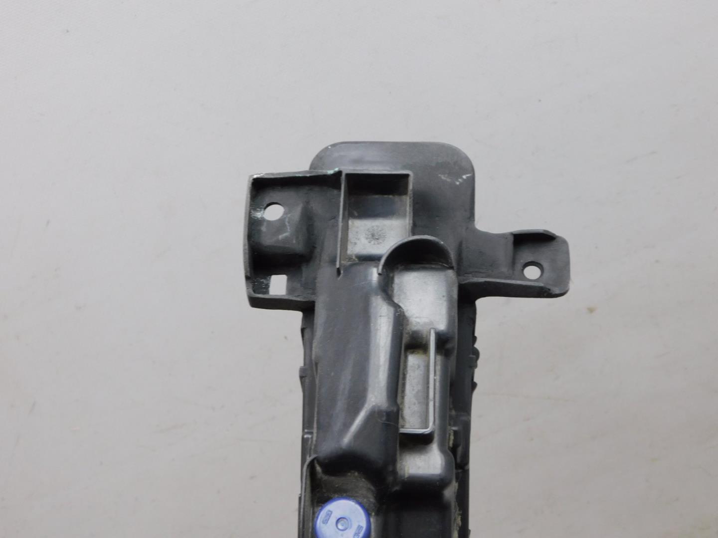 Фара противотуманная правая