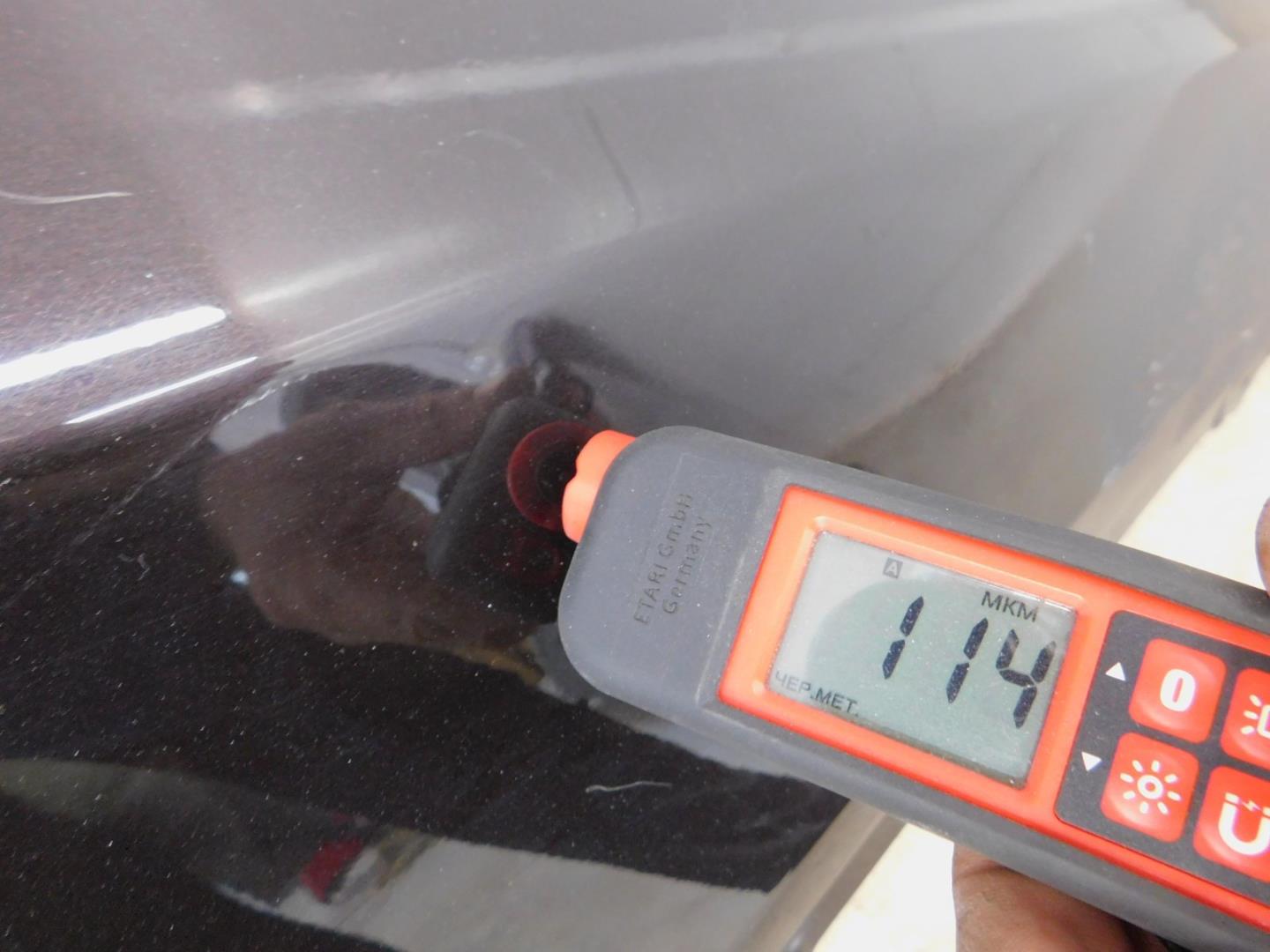 Крыло переднее правое