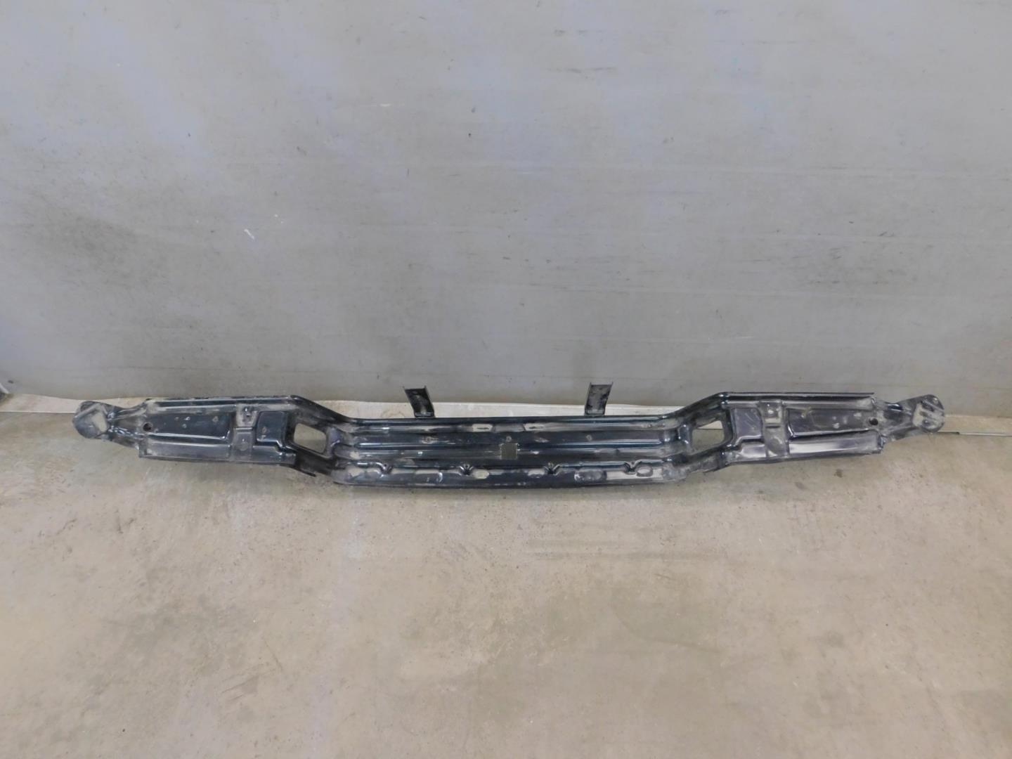 Усилитель заднего бампера