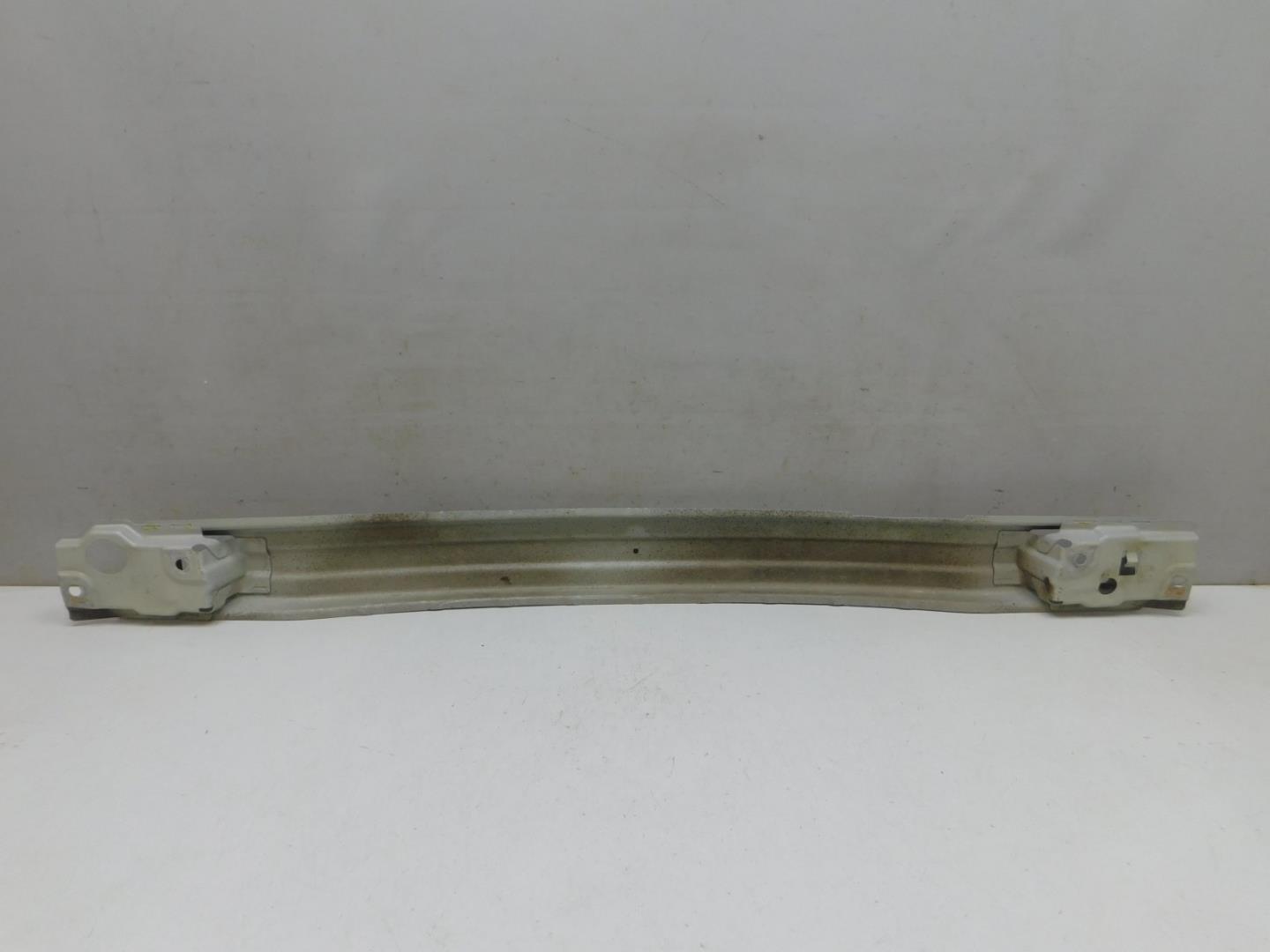 Усилитель заднего бампера