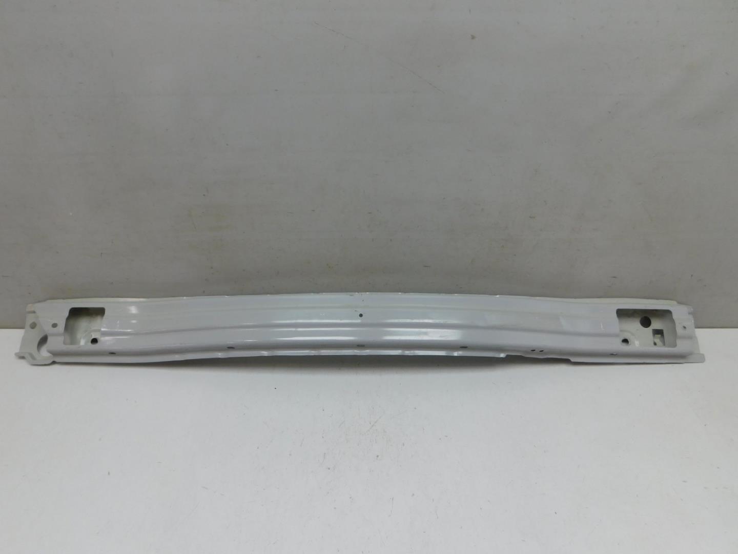 Усилитель заднего бампера