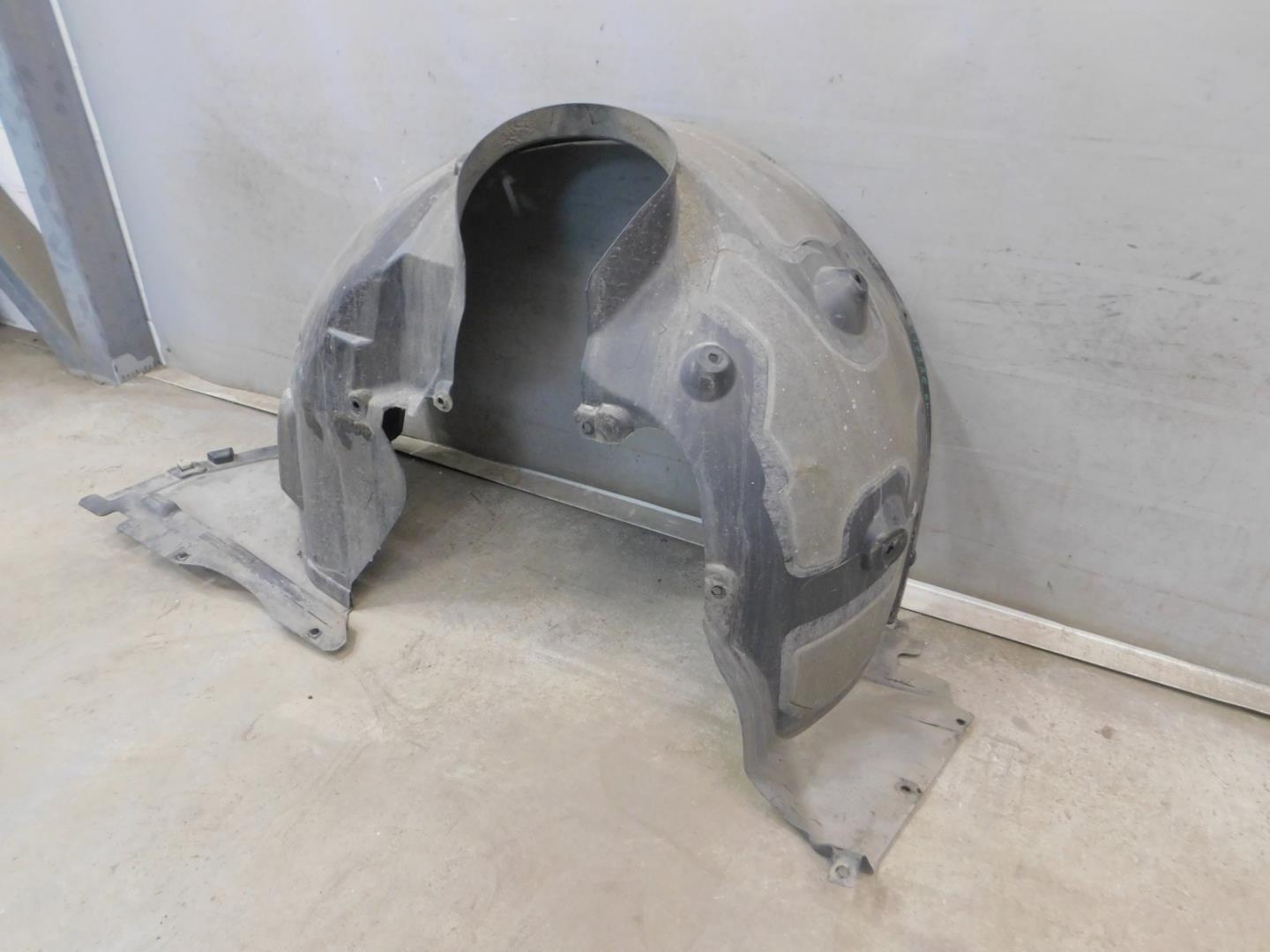 Локер передний правый