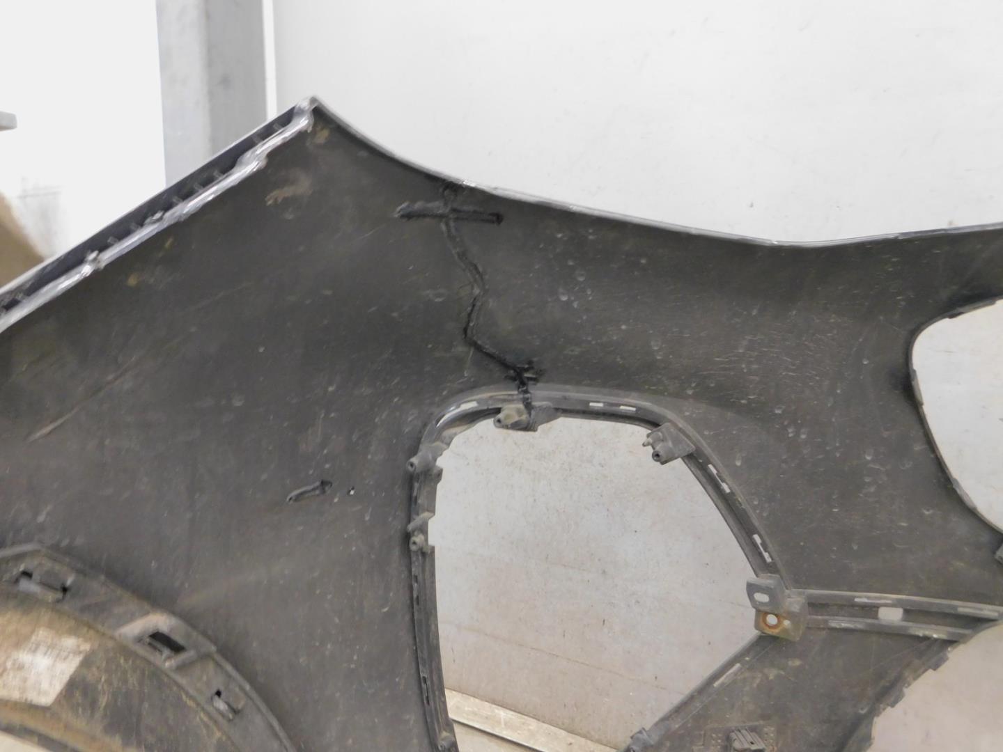 Бампер передний