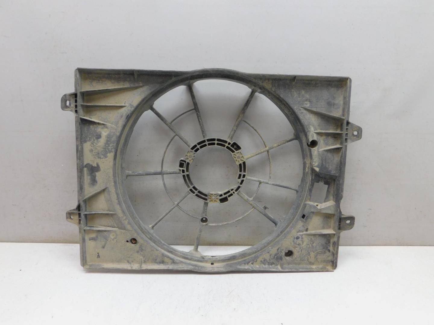 Диффузор вентилятора