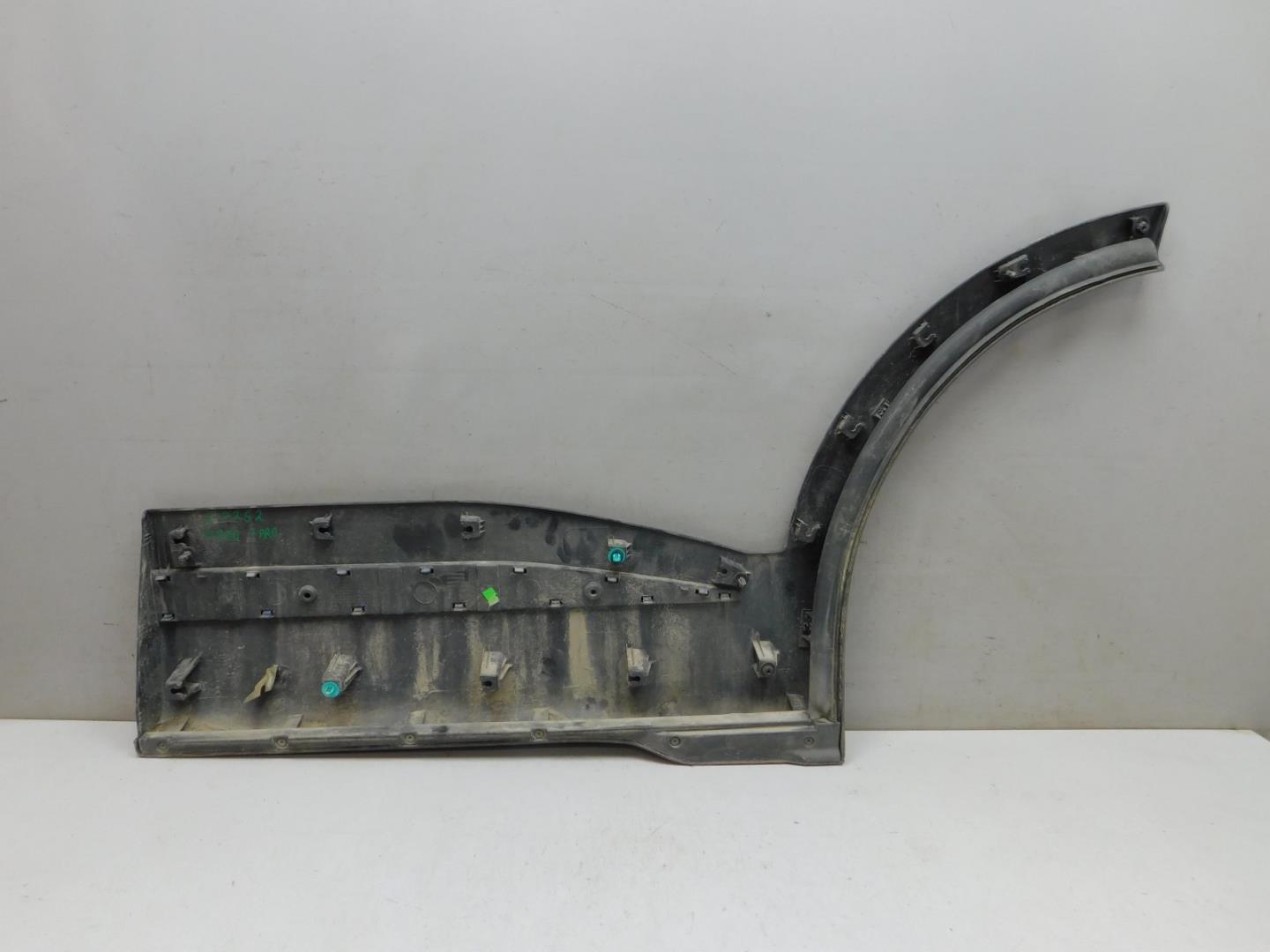 Накладка двери задней правой