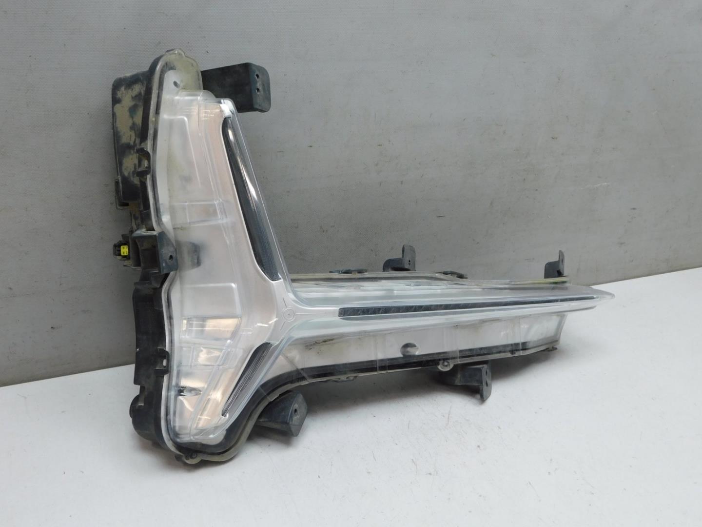 Габарит передний правый