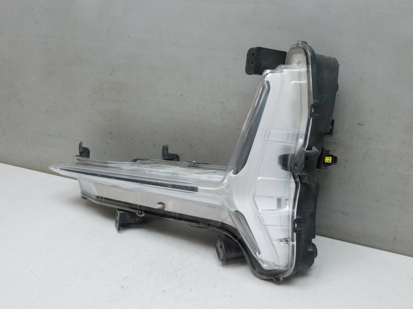 Габарит передний левый