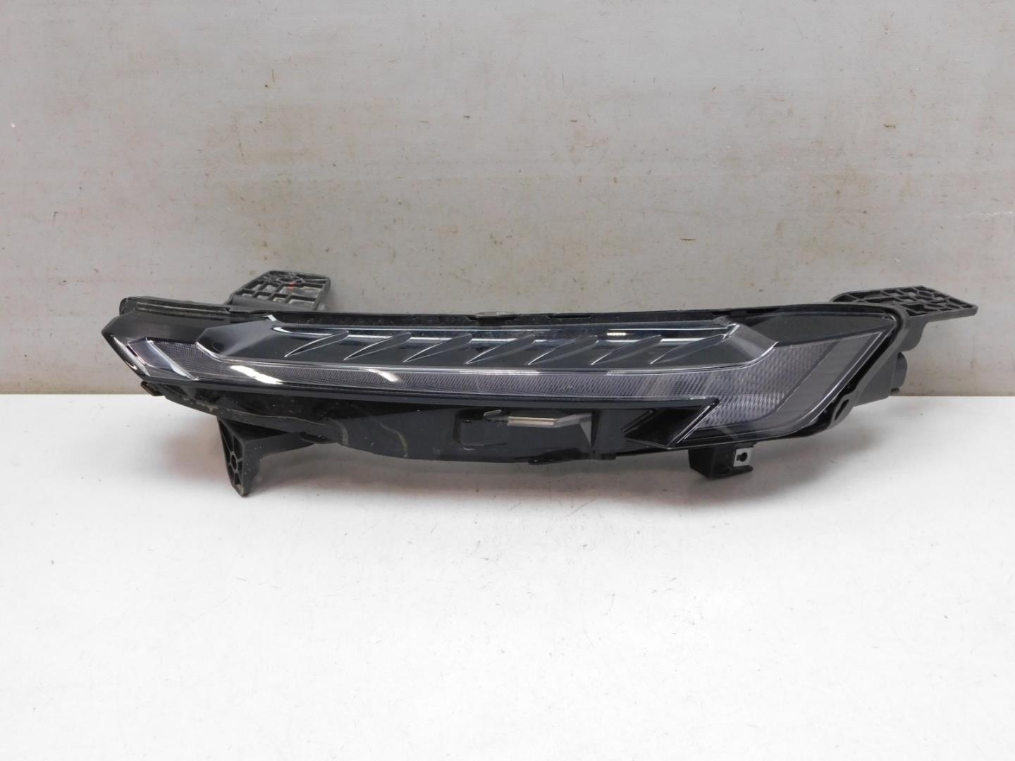 Габарит передний левый