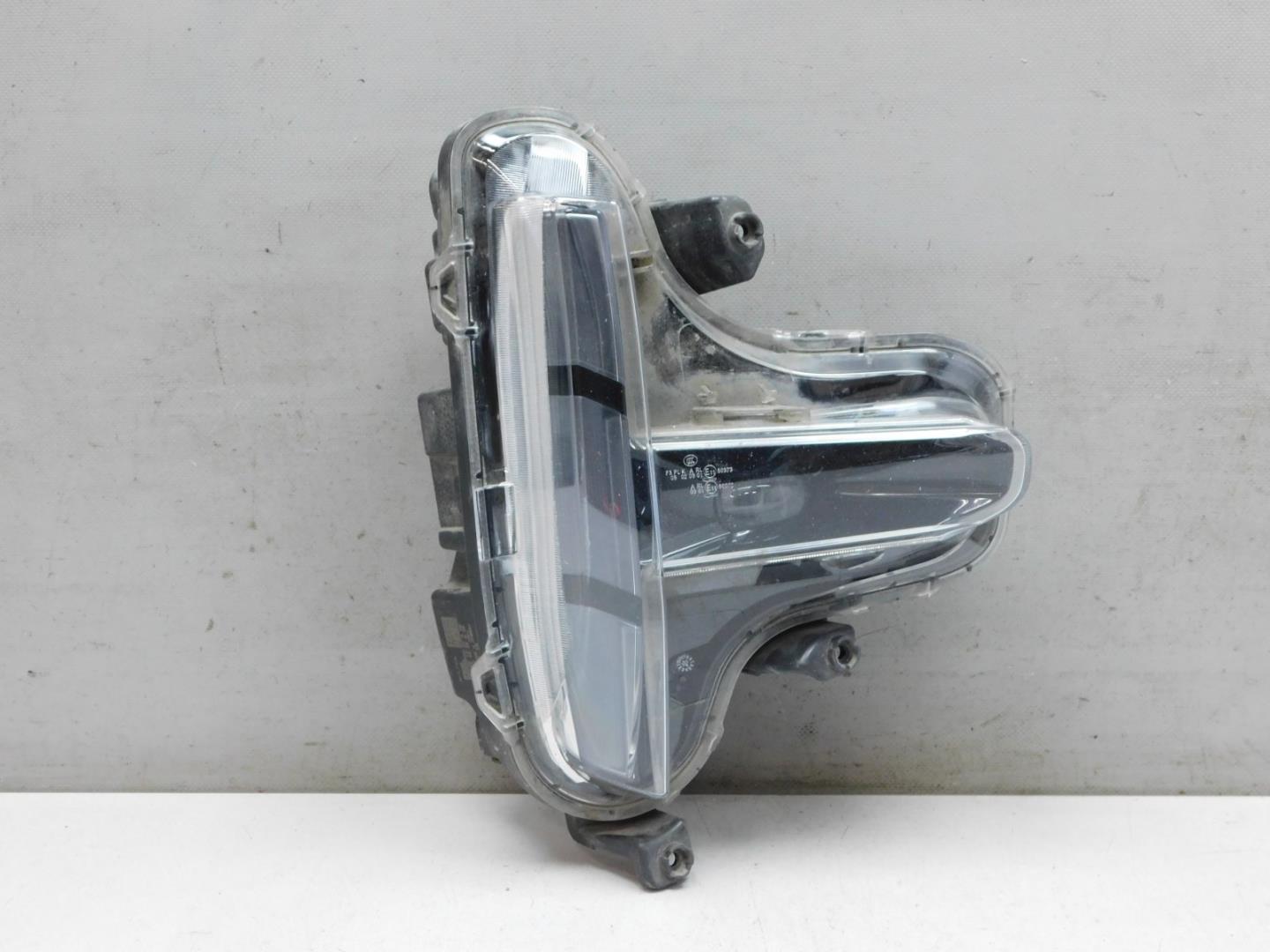 Габарит передний правый