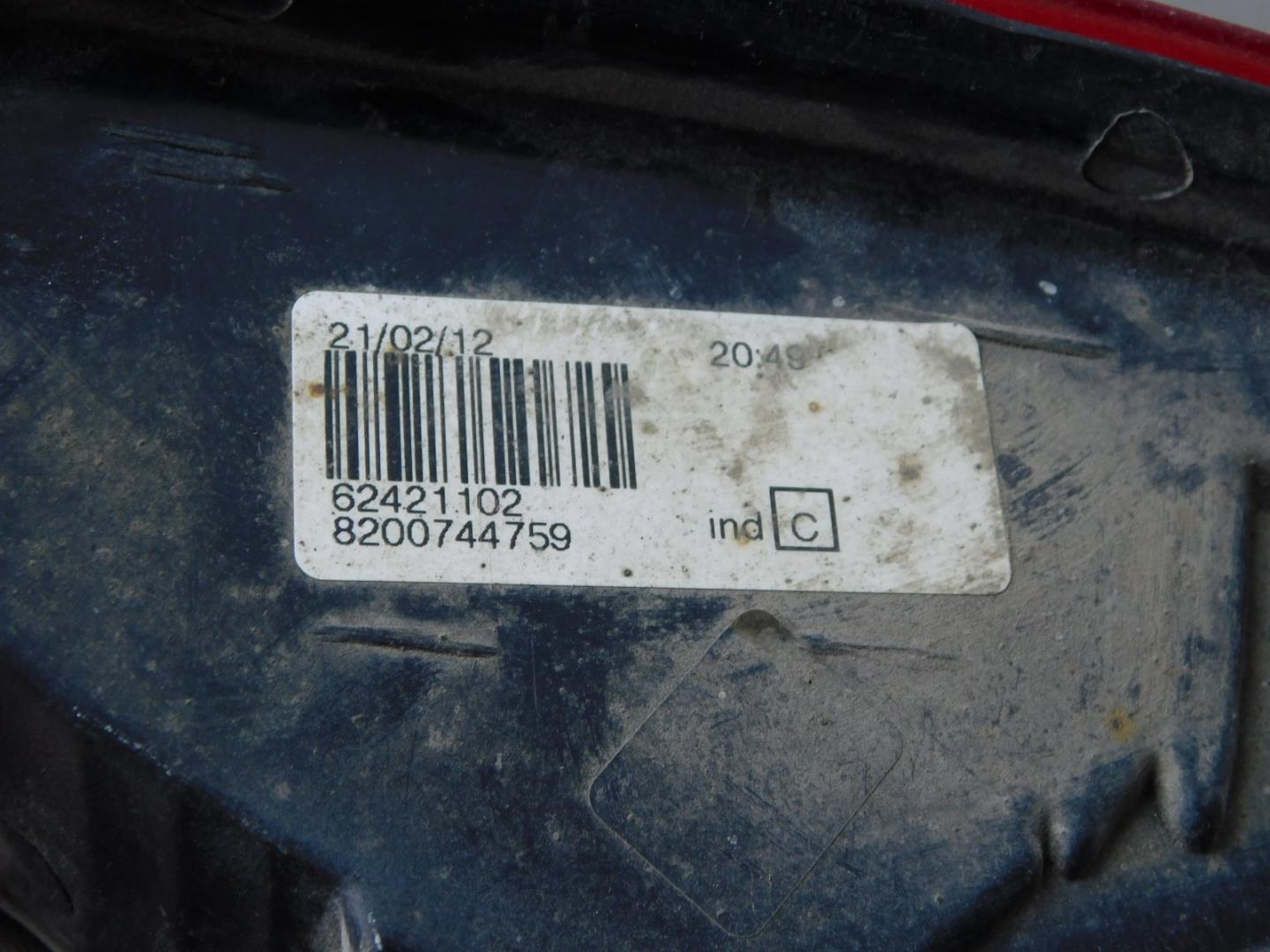 Фонарь задний правый