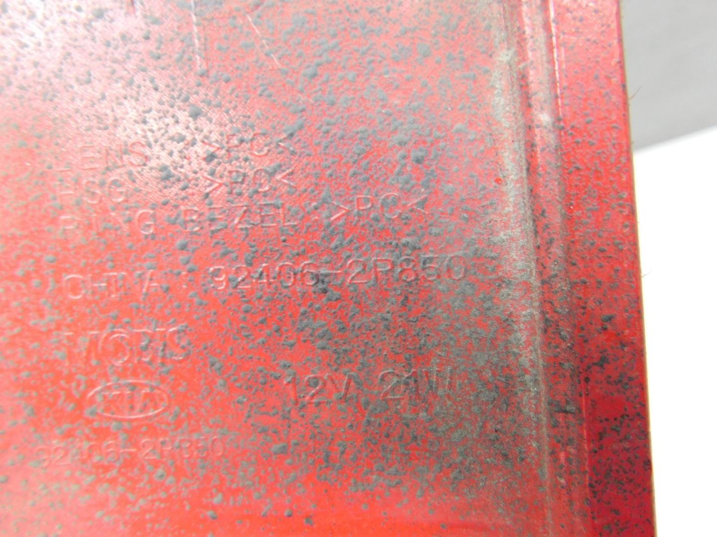 Фонарь задний в бампер правый