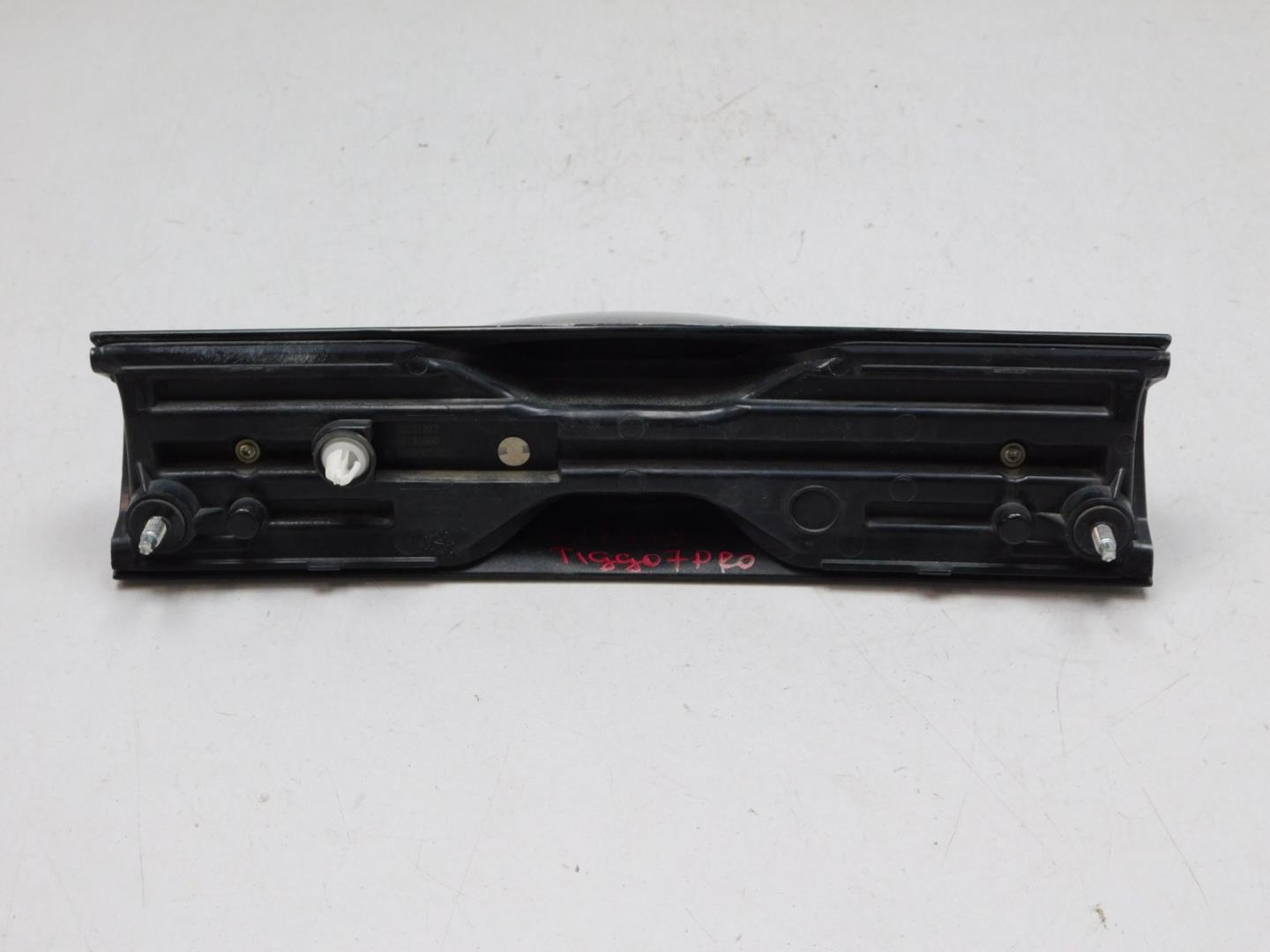 Накладка двери багажника