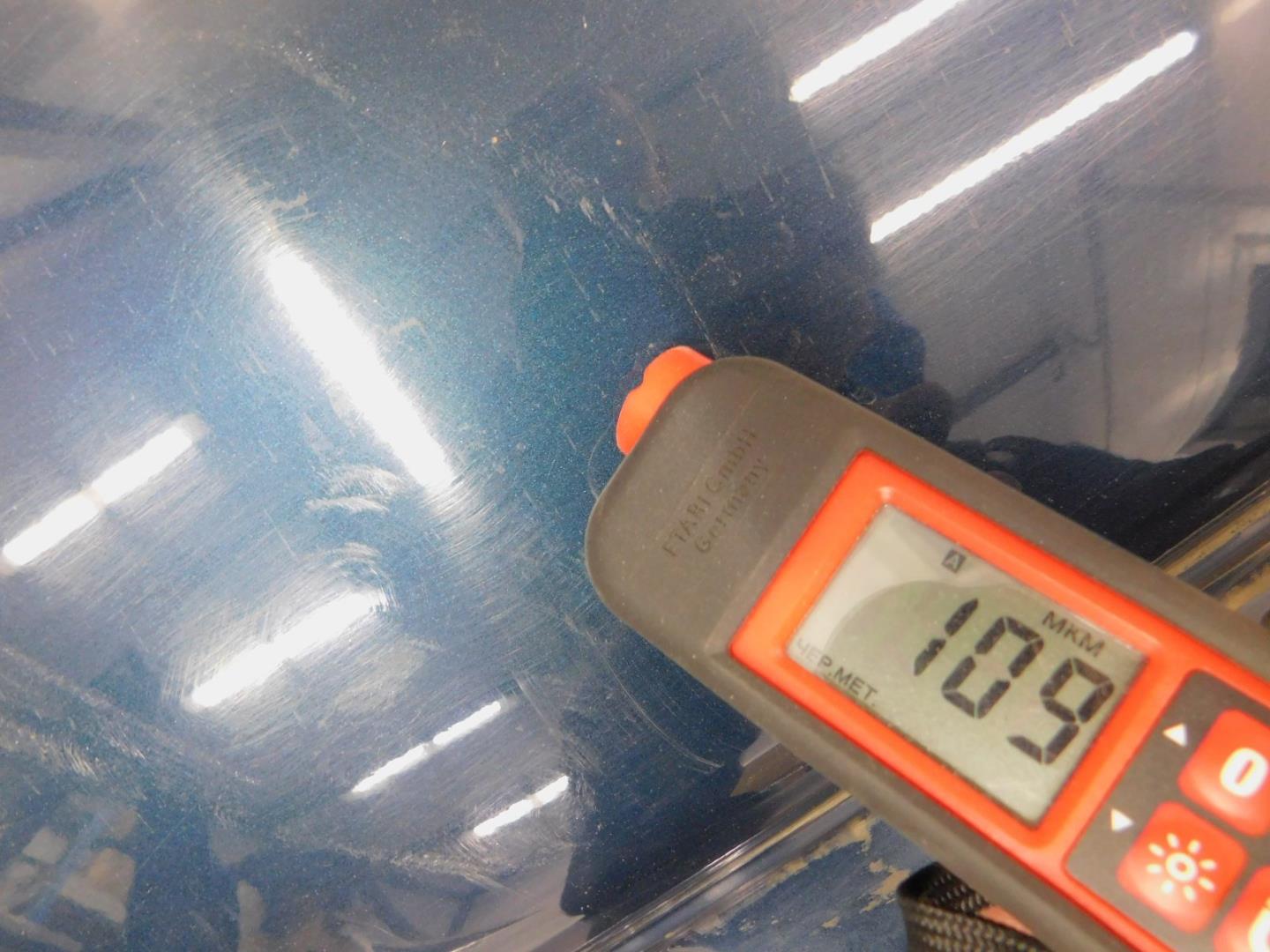 Дверь багажника