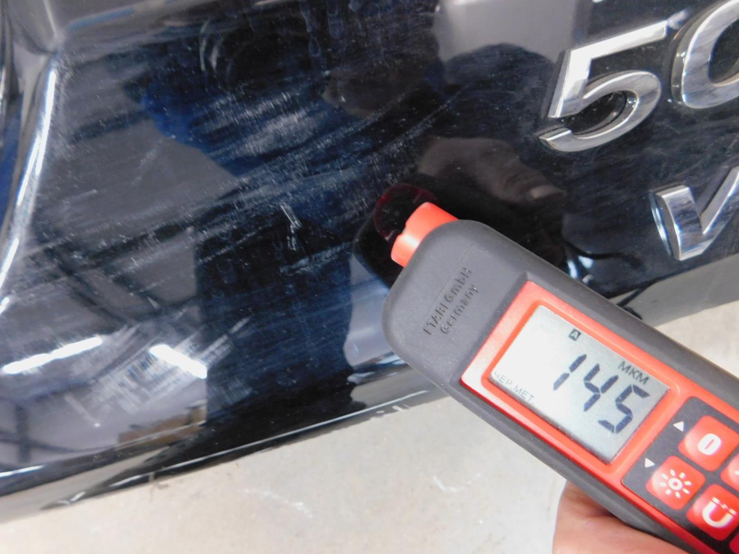 Дверь багажника