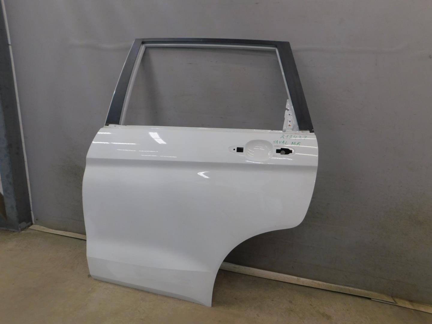 Дверь задняя левая